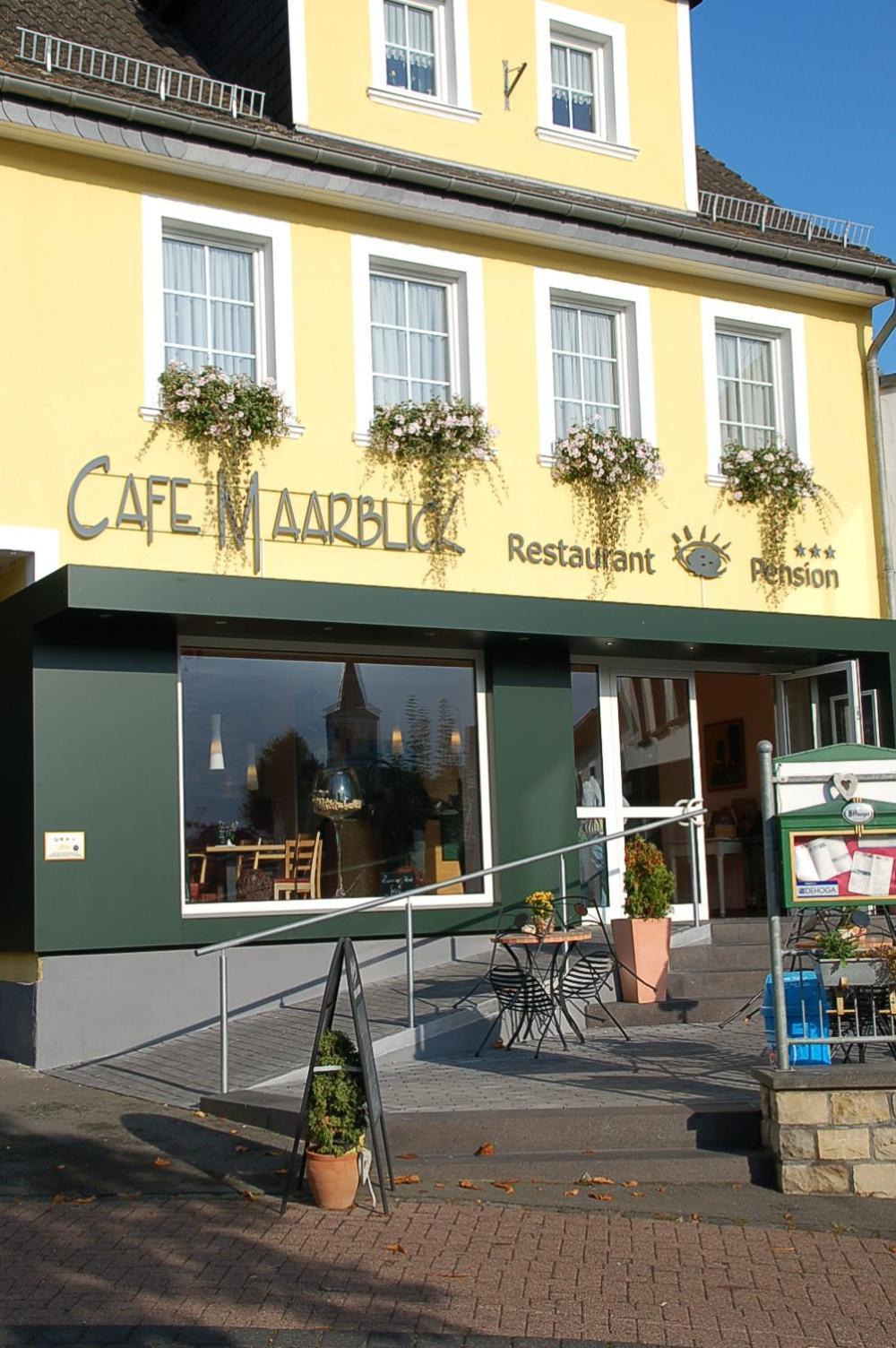Hotel-Ferienwohnungen Cafe Maarblick Schalkenmehren Dış mekan fotoğraf