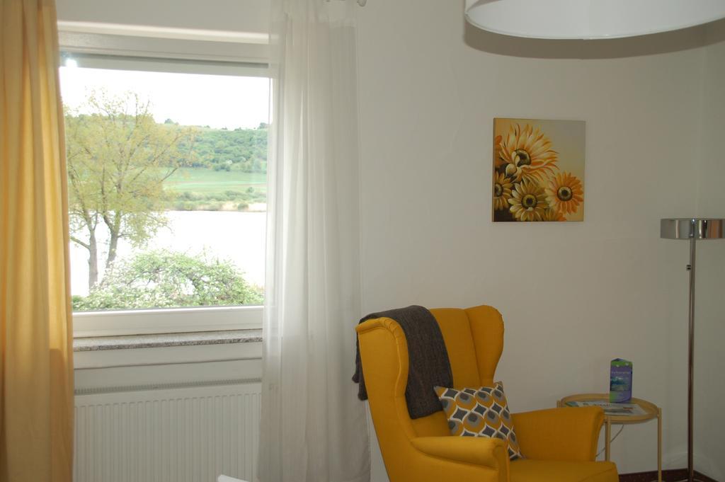 Hotel-Ferienwohnungen Cafe Maarblick Schalkenmehren Dış mekan fotoğraf