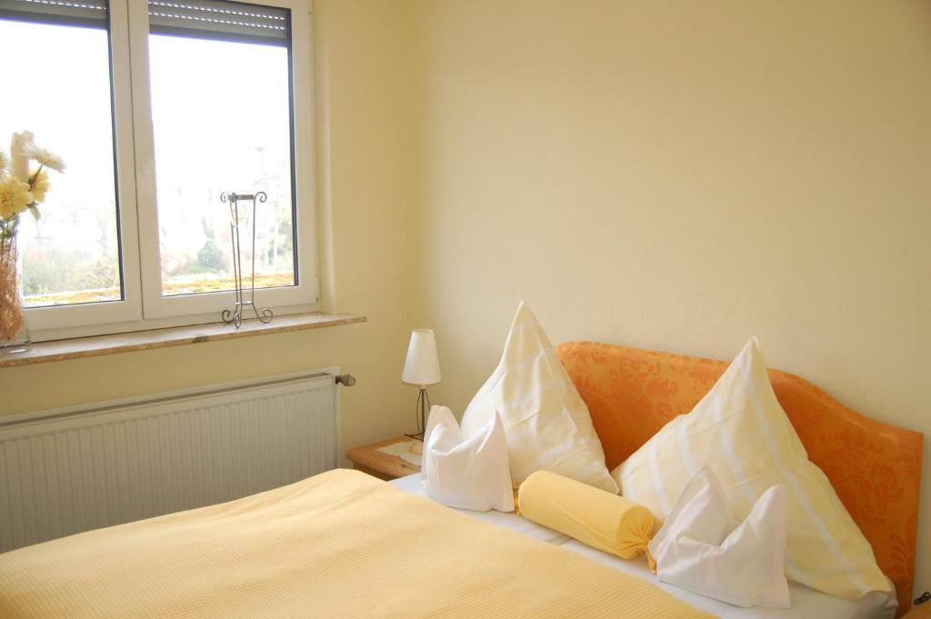 Hotel-Ferienwohnungen Cafe Maarblick Schalkenmehren Oda fotoğraf